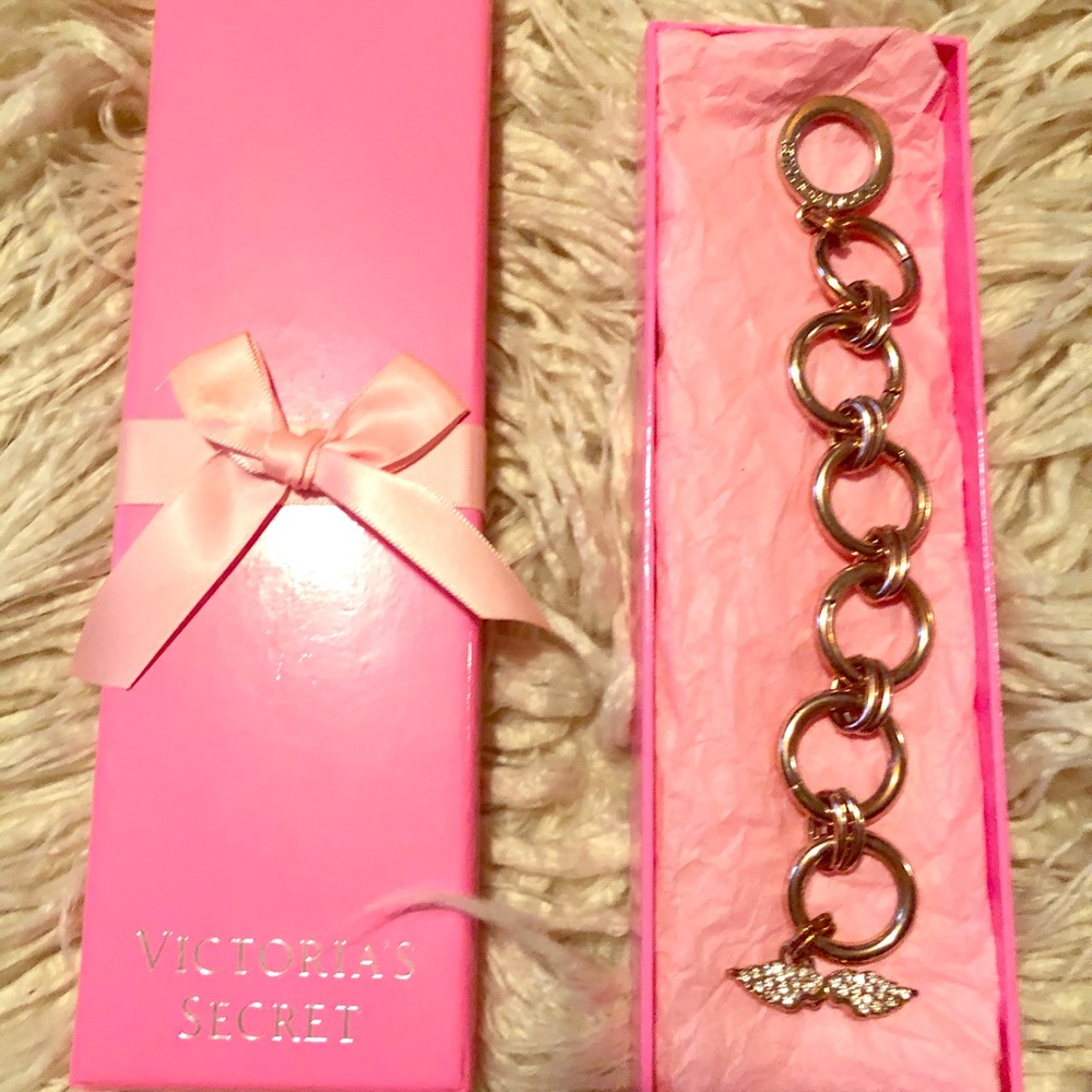 VS bracelet